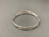 MALCOLM APPLEBY Silver SPIRAL BANGLE with GOLD BEAD