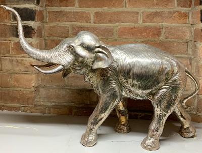 Very Large Silver ELEPHANT - TRUNK UP