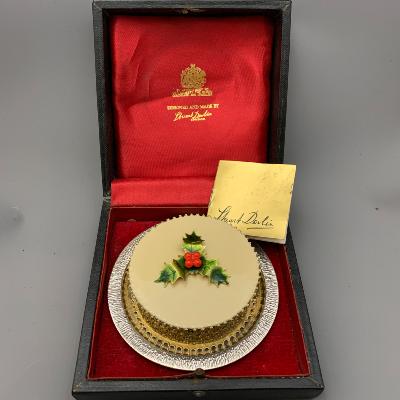 STUART DEVLIN Silver 'CHRISTMAS CAKE' Box