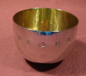 PETER LINDSEY Hammered Silver Tumbler Cup