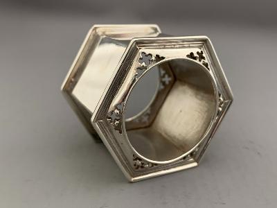 OLIVER BAILEY - Silver NAPKIN RING