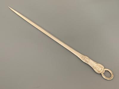VICTORIAN Silver QUEEN'S PATTERN SKEWER - Large
