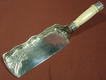 OMAR RAMSDEN Silver and Ivory Crumb Scoop