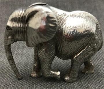PATRICK MAVROS Silver Elephant 'Ndonda'