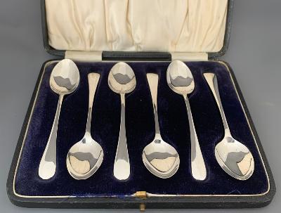 Boxed Silver TEA SPOONS - OLD ENGLISH