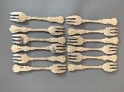 VICTORIAN Silver QUEEN'S PATTERN 12 OYSTER FORKS